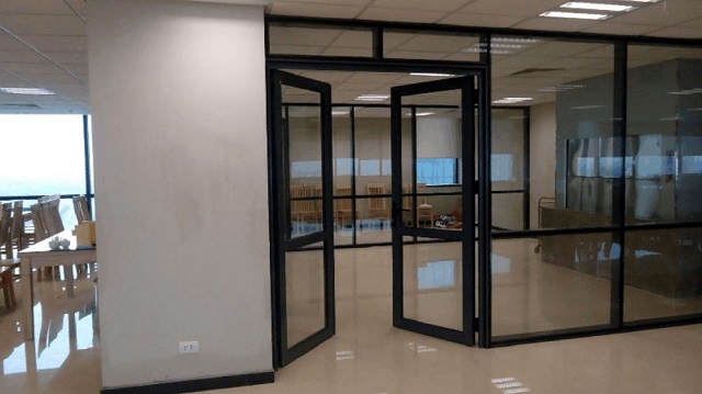 vách ngăn nhôm kính